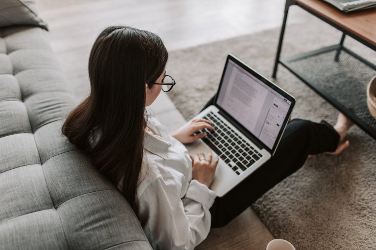laptop tracking for large companies